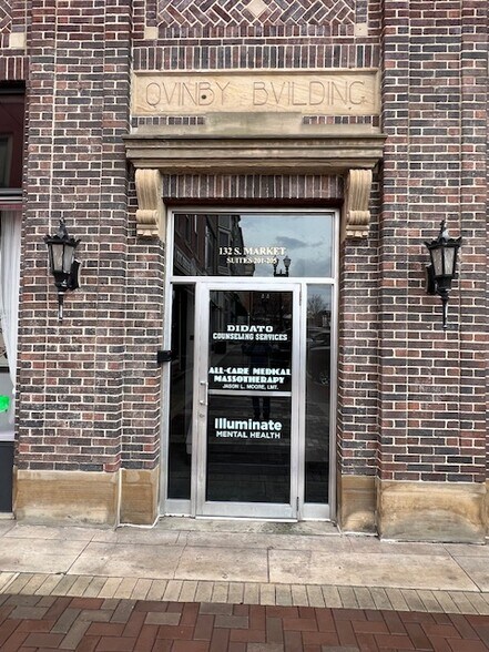 More Photos Of 130-132 S Market St, Wooster Office For Lease