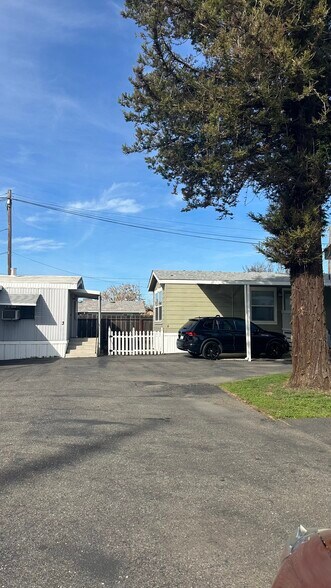 More Photos Of 2042 Tully Rd, Hughson Manufactured Housing Mobile Home Park For Sale