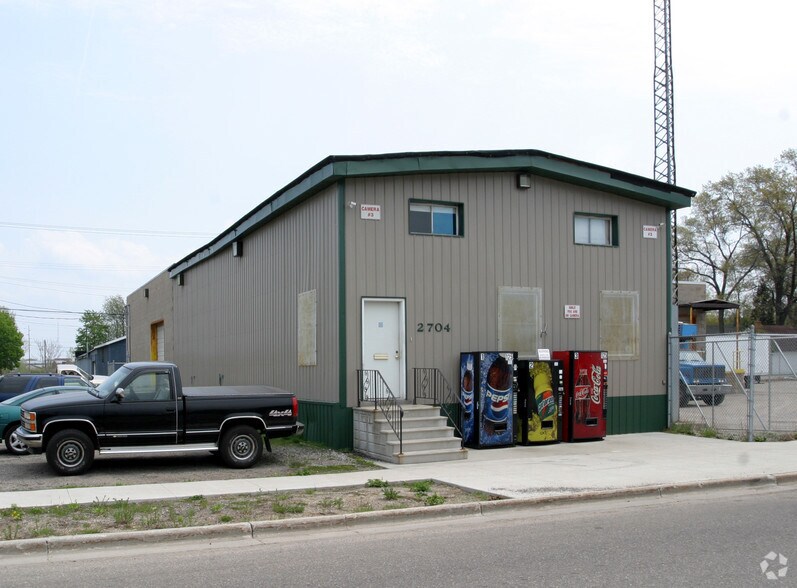 Primary Photo Of 2704 8th St, Muskegon Warehouse For Lease