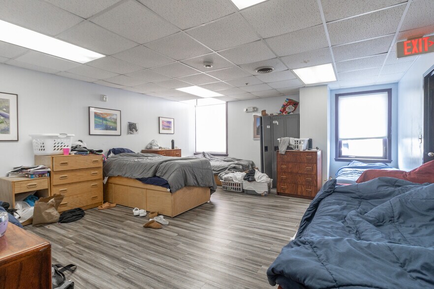 More Photos Of 385 Good Hope Pike, Clarksburg Healthcare For Sale