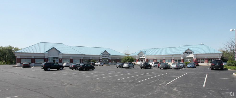 Primary Photo Of 805-819 W Carmel Dr, Carmel General Retail For Lease