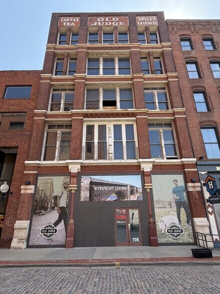 More Photos Of 704 N 2nd St, Saint Louis Apartments For Lease