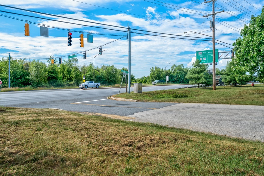 More Photos Of 10 Pythian Dr, Edgewater Lodge Meeting Hall For Sale