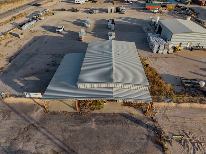 More Photos Of 8316 W I-20, Midland Warehouse For Sale