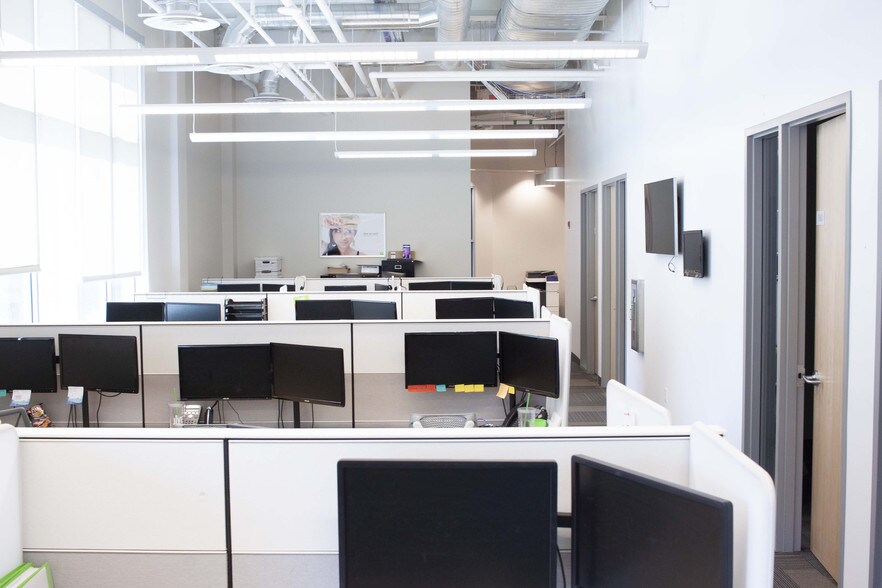 More Photos Of 1275 W 1600 N, Orem Office For Sale