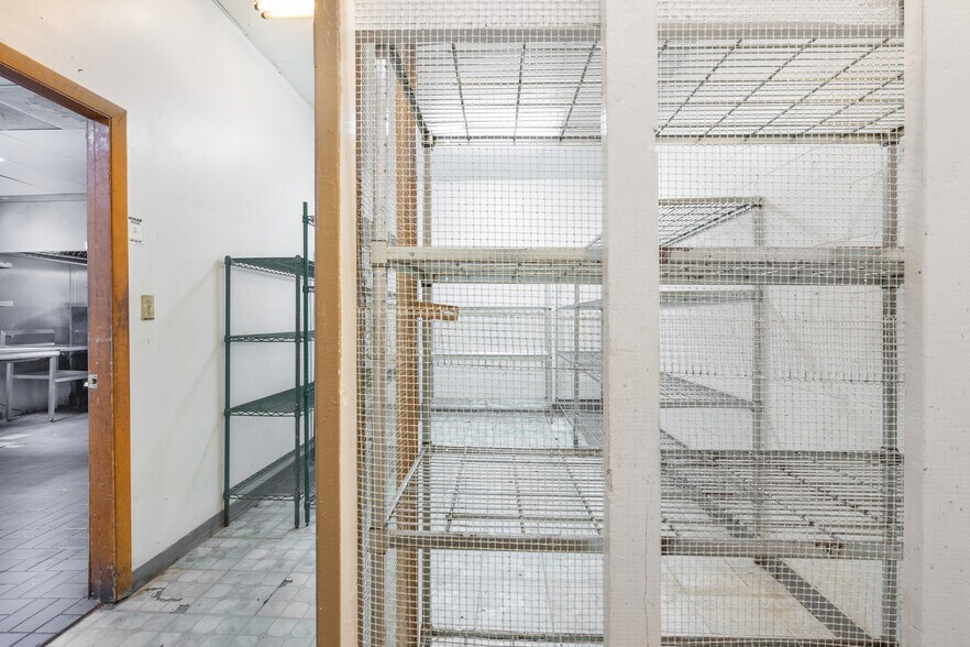 More Photos Of 3162 S Atlantic Ave, Daytona Beach Restaurant For Lease