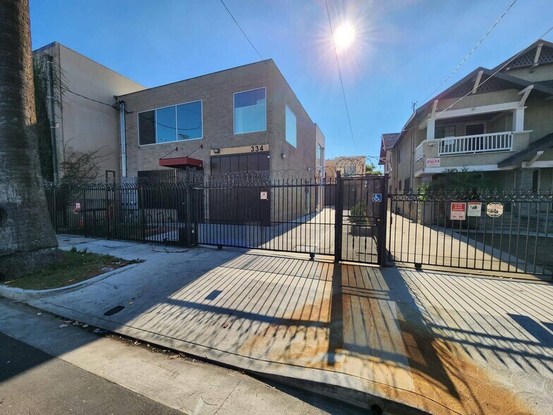 More Photos Of 334-336 W 33rd St, Los Angeles Industrial For Sale