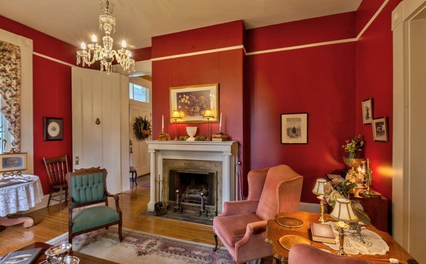 More Photos Of 417 E Washington St, Charles Town Hospitality For Sale