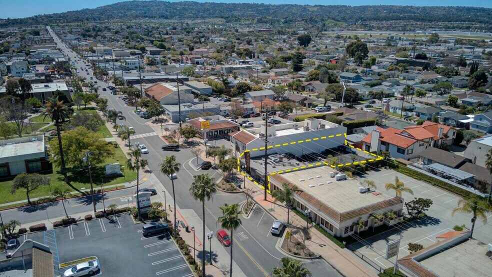 More Photos Of 24123 Narbonne Ave, Lomita Bar For Sale