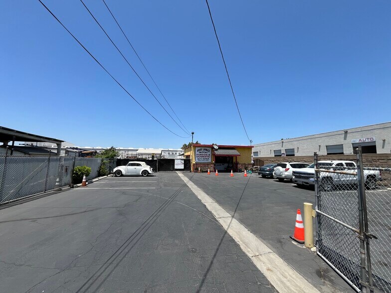 More Photos Of 3015 E South St, Long Beach Industrial For Sale