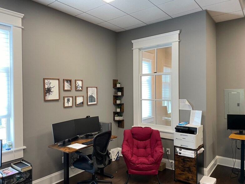 More Photos Of 33 Main St, Newtown Office For Lease