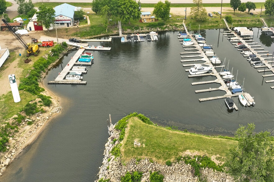 More Photos Of 35699 Highway 61 Blvd, Lake City Specialty For Sale