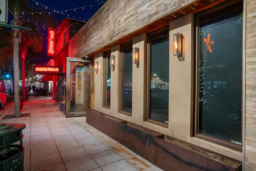 More Photos Of 540-546 S Coast Highway 101 Hwy, Encinitas Bar For Sale