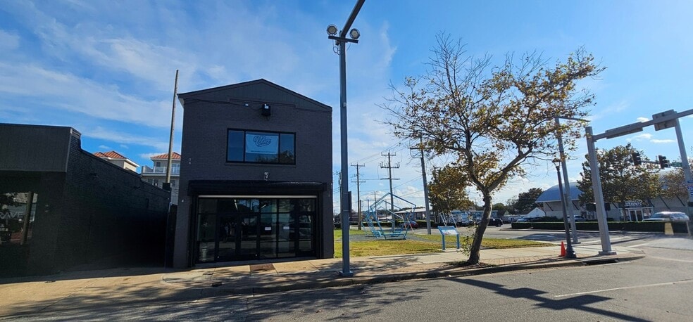 More Photos Of 223 17th St, Virginia Beach Storefront Retail Office For Sale