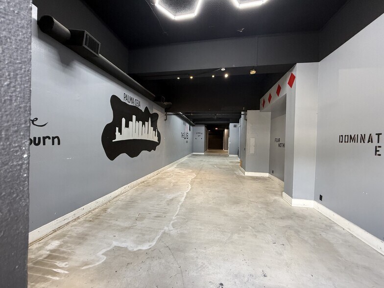 More Photos Of 3215-3217 S Macdill, Tampa Unknown For Lease