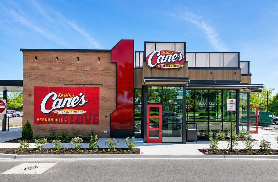 Primary Photo Of 151 E Townline Rd, Vernon Hills Fast Food For Sale