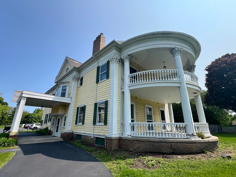 More Photos Of 710 Latta Rd, Rochester Office For Lease