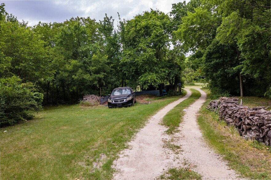 More Photos Of 1007 W Belt Line Rd, Cedar Hill Land For Sale