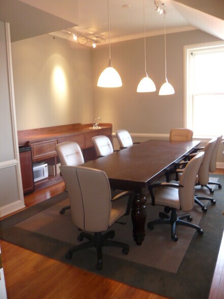 More Photos Of 108 N WASHINGTON St, Spokane Office For Lease