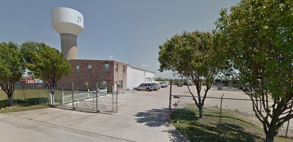 More Photos Of 24 Decker Ct, Wylie Warehouse For Lease