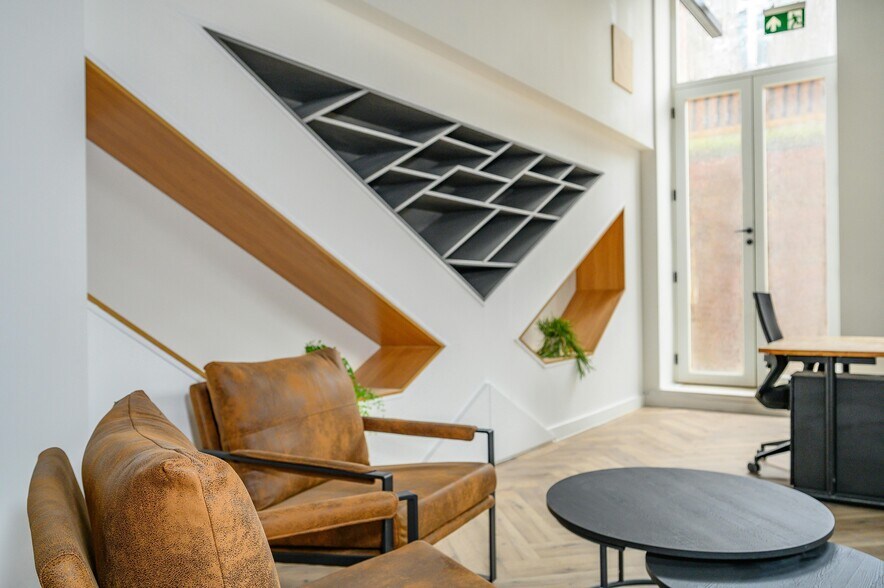 More Photos Of 2 Great George St, Leeds Coworking Space