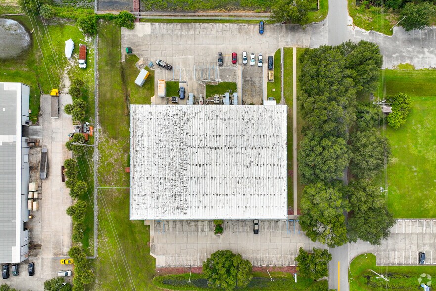 More Photos Of 295-297 Barnes Blvd, Rockledge Light Manufacturing For Lease