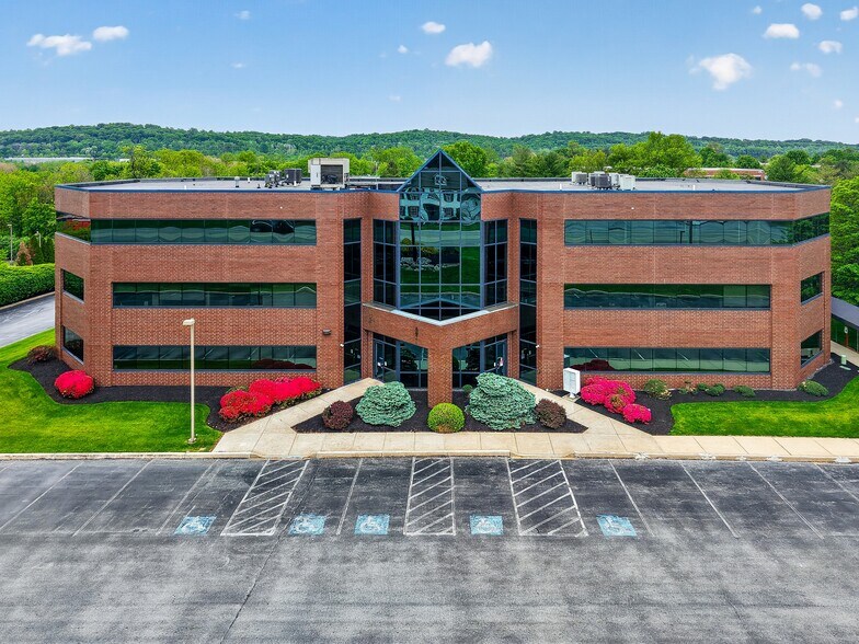 More Photos Of 470 John Young Way, Exton Unknown For Lease