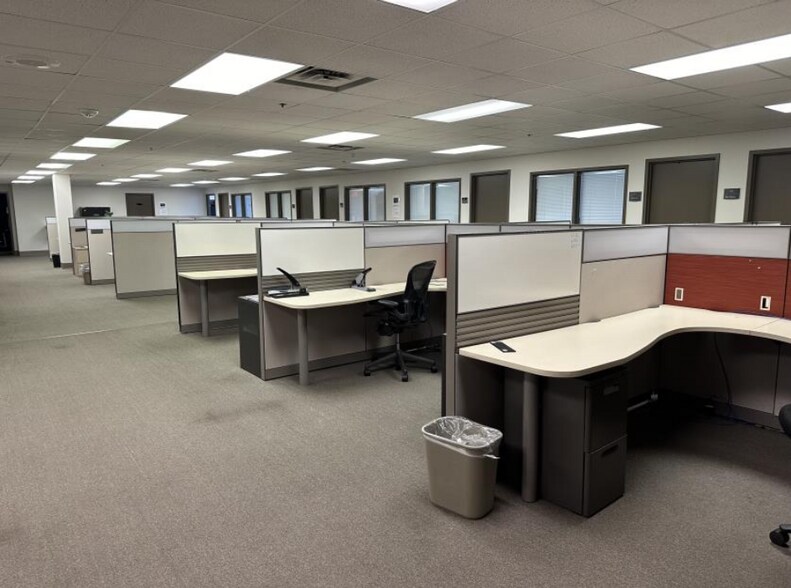 More Photos Of 5160 Lad Land Dr, Fredericksburg Warehouse For Lease