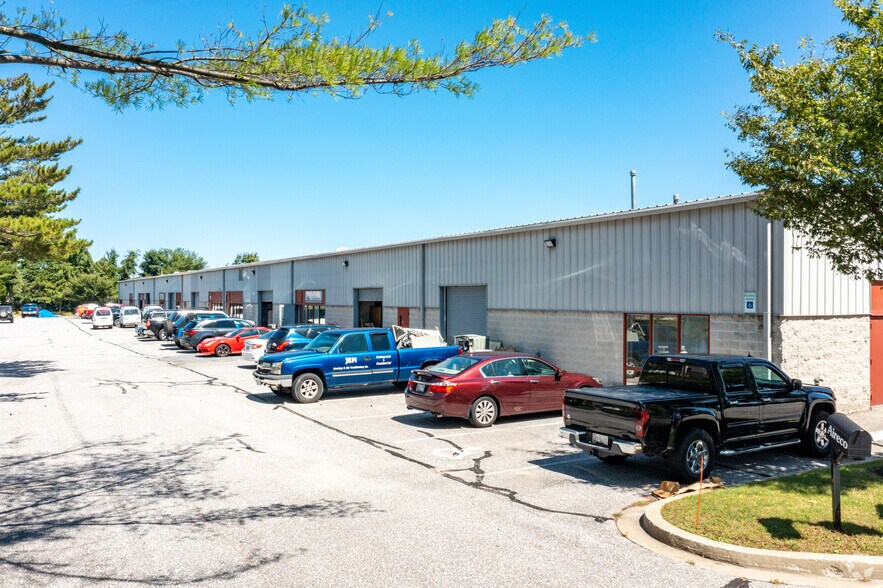 More Photos Of 150 Airport Dr, Westminster Warehouse For Lease