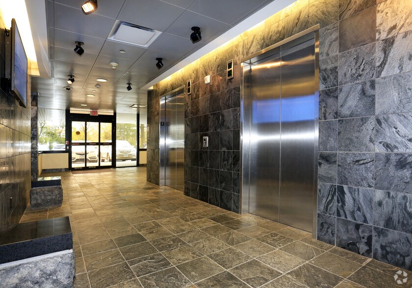 More Photos Of 55 Walls Dr, Fairfield Medical For Lease