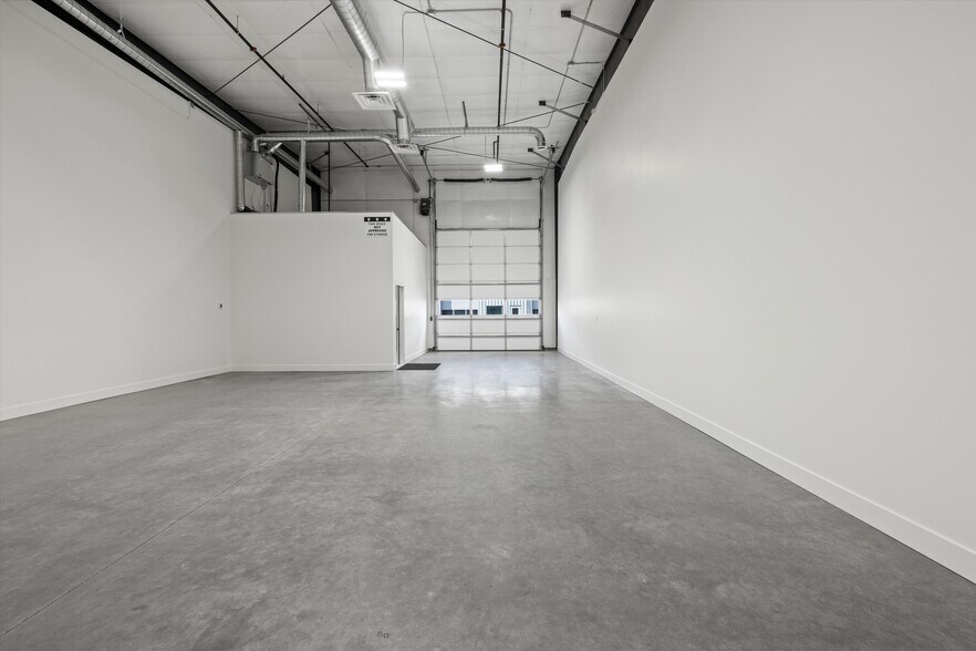 More Photos Of 2517 Logan St, Richland Service For Sale