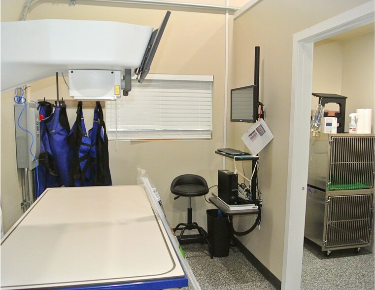 More Photos Of 19223 E Appleway Ave, Greenacres Freestanding For Lease