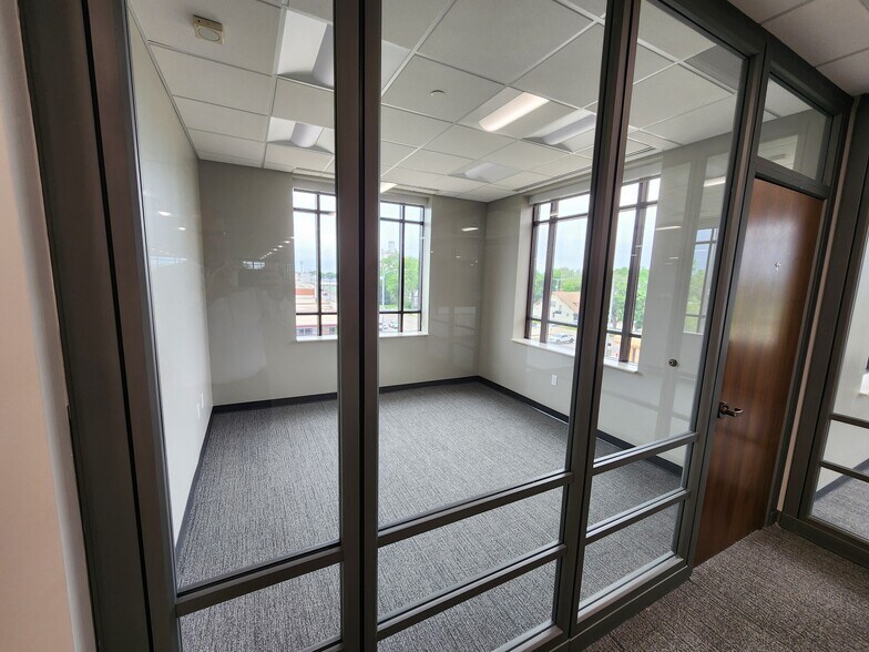 More Photos Of 2223 2nd Ave, Kearney Office For Lease