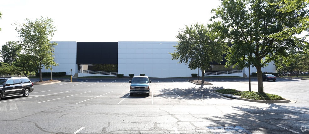 More Photos Of 9240-9250 Hampton Overlook, Capitol Heights Warehouse For Lease