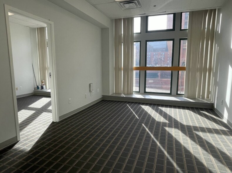 More Photos Of 400 Westminster St, Providence Coworking Space