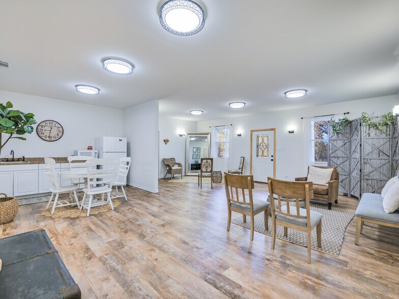 More Photos Of 4550 Ranch to Market 967 rd, Buda Lodge Meeting Hall For Sale