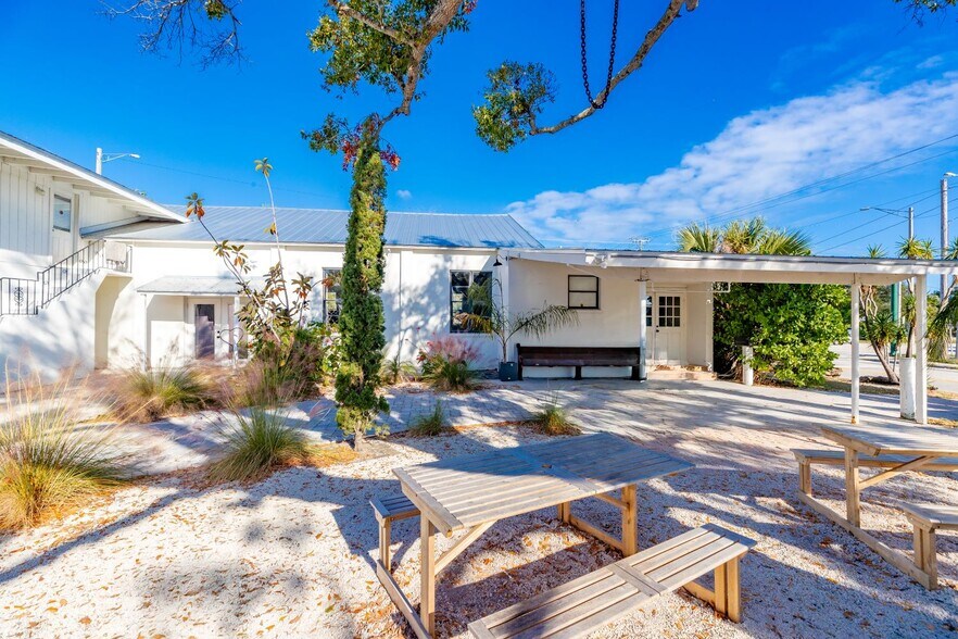 More Photos Of ,  Unknown For Sale