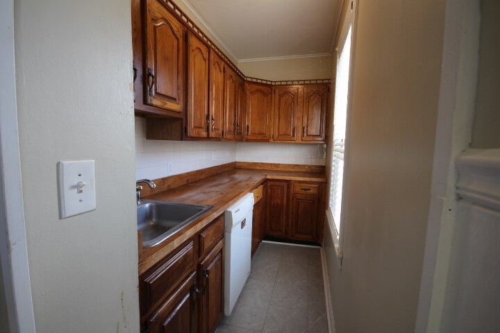 More Photos Of 78 Green Hill Pky, Worcester Multifamily For Sale