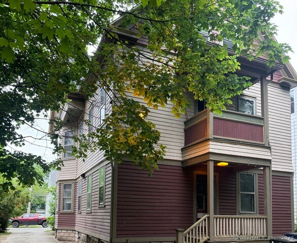 More Photos Of 96 Hubinger St, New Haven Apartments For Sale