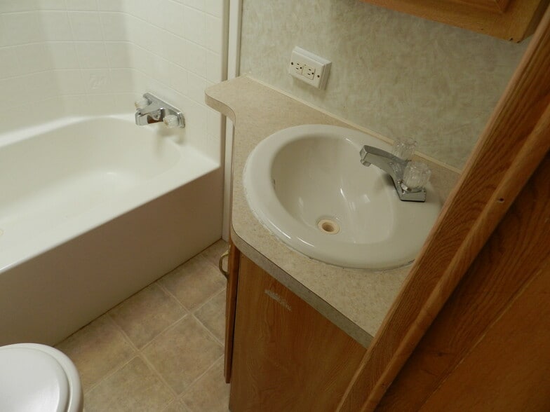 More Photos Of 17663 Vierra Canyon Rd, Salinas Manufactured Housing Mobile Home Park For Sale