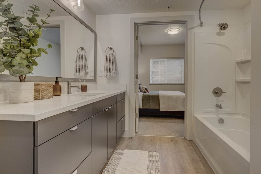 More Photos Of 447 W 4800 S, Murray Apartments For Lease