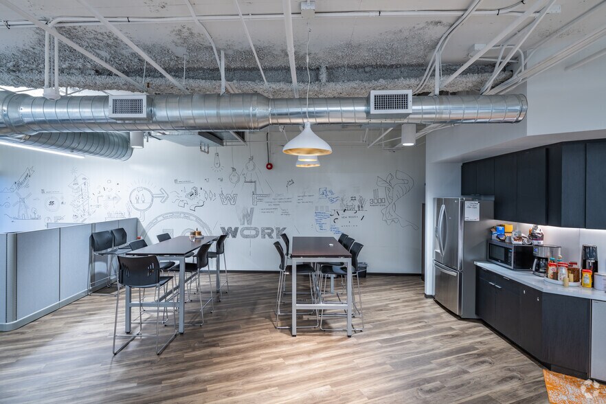 More Photos Of 3000 S Robertson Blvd, Los Angeles Loft Creative Space For Lease