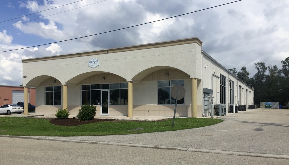 More Photos Of 17041 Alico Commerce Ct, Fort Myers Industrial For Lease