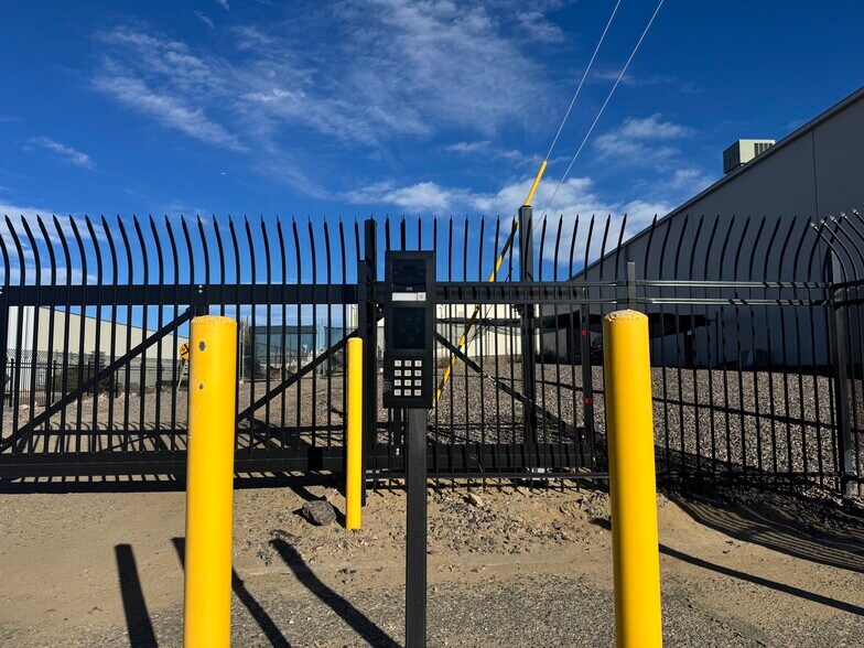 More Photos Of 13105 E 38th Ave, Denver Warehouse For Lease
