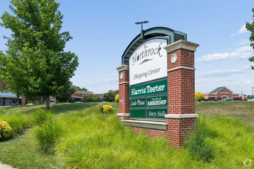 More Photos Of 521 Fletcher Dr, Warrenton Unknown For Lease