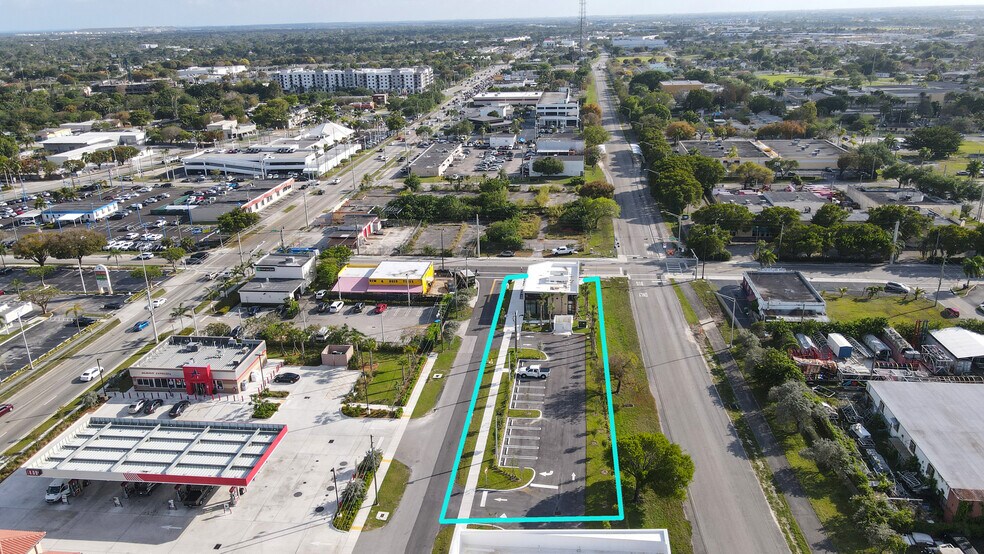 More Photos Of 17800 W Cleveland Ave, Miami Industrial For Lease