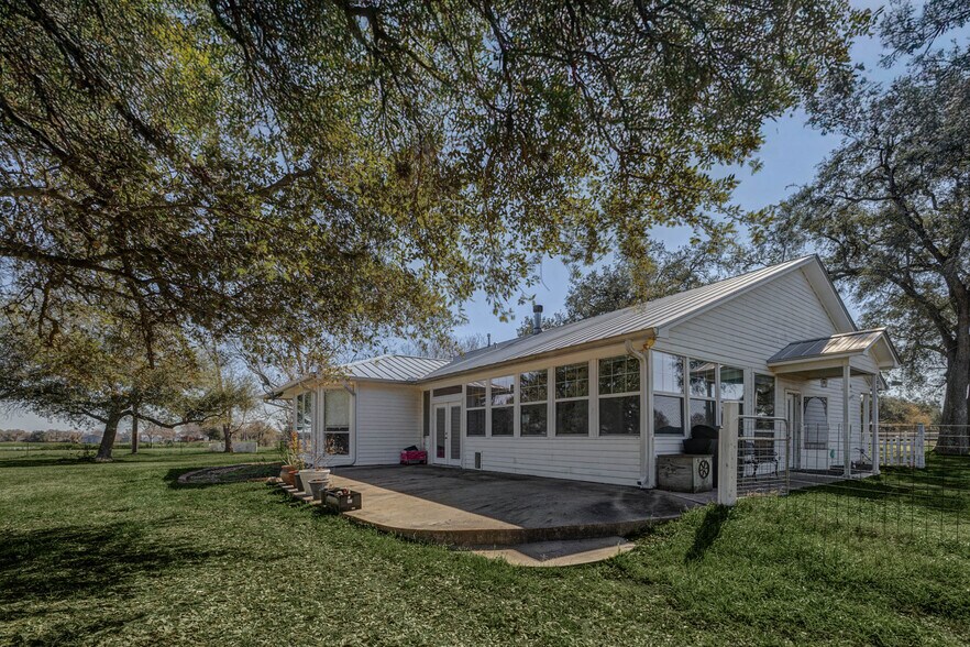 More Photos Of 38094 Joe Loggins Rd, Hempstead Specialty For Sale