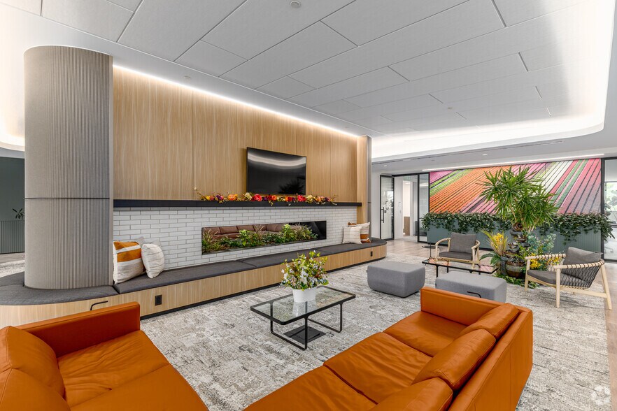 More Photos Of 1111 Old Eagle School Rd, Wayne Office For Lease