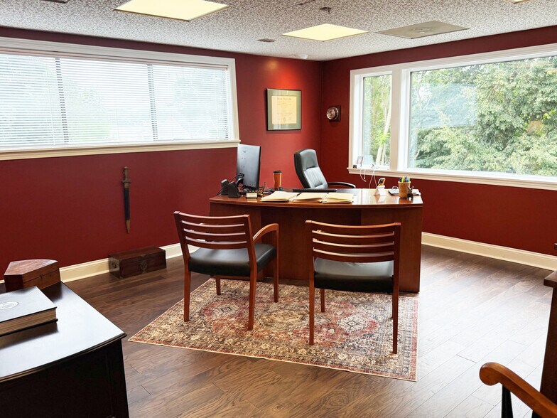 More Photos Of 205 Worcester Ct, Falmouth Loft Creative Space For Sale