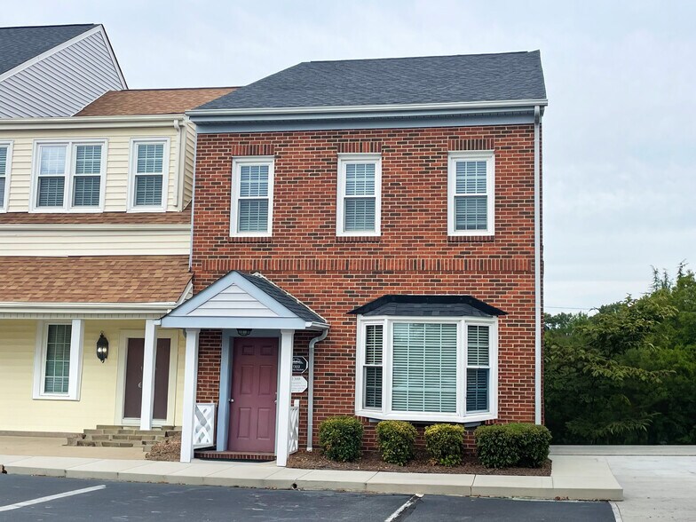 Primary Photo Of 1300-1302 Ashley Sq, Winston-Salem Office For Lease